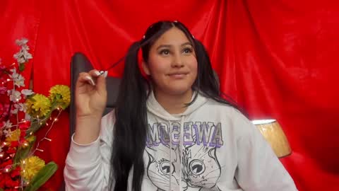 Snapshot of _little_ivy chatting on 01-31-25, 06:36 Ivy 3 online show from 01-31-25, 06:36