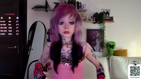 Lolly online show from 09-11-25, 01:11