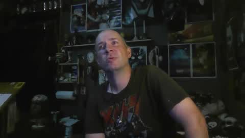 Snapshot of _longfellow chatting on 11-07-25, 05:46 That guy online show from 11-07-25, 05:46