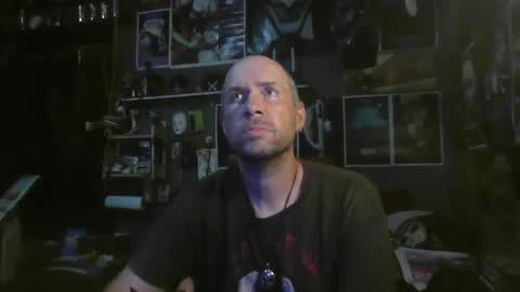 Snapshot of _longfellow chatting on 11-17-25, 09:20 That guy online show from 11-17-25, 09:20