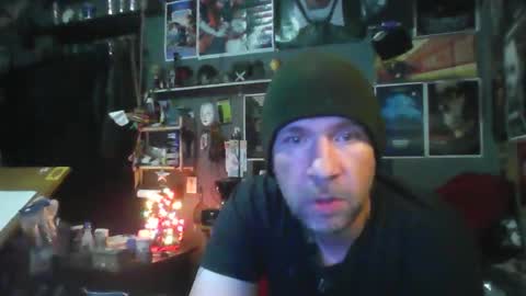 That guy online show from 12-23-25, 01:14