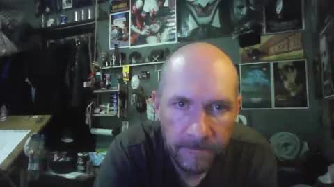 That guy online show from 04-15-26, 06:37