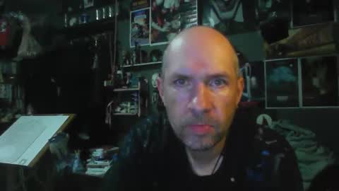 Snapshot of _longfellow chatting on 05-09-26, 04:56 That guy online show from 05-09-26, 04:56