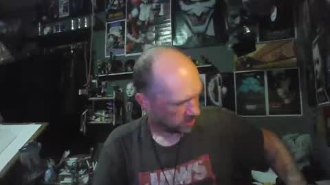 Snapshot of _longfellow chatting on 05-14-26, 01:45 That guy online show from 05-14-26, 01:45