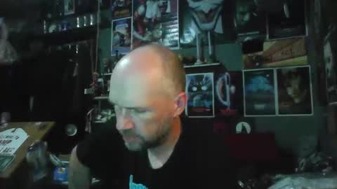 Snapshot of _longfellow chatting on 06-02-26, 03:52 That guy online show from 06-02-26, 03:52
