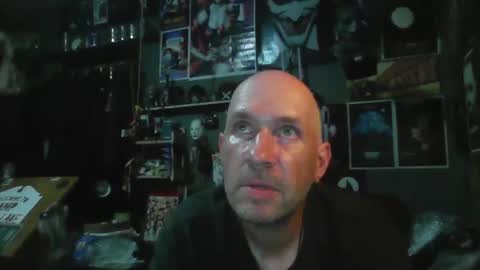 Snapshot of _longfellow chatting on 06-04-26, 04:40 That guy online show from 06-04-26, 04:40