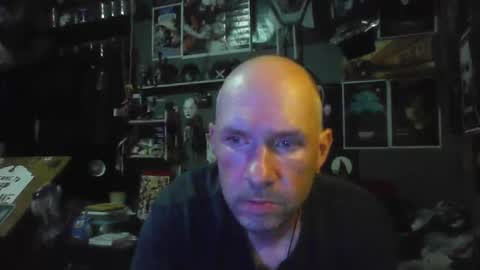Snapshot of _longfellow chatting on 06-05-26, 02:07 That guy online show from 06-05-26, 02:07