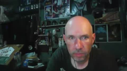 Snapshot of _longfellow chatting on 06-06-26, 04:06 That guy online show from 06-06-26, 04:06