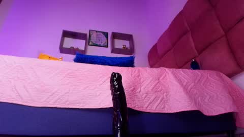 Lorrayne online show from 02-28-25, 02:53