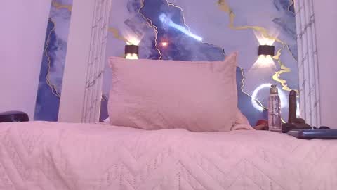 Lorrayne online show from 09-30-25, 12:32