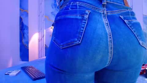 Lorrayne online show from 10-31-25, 12:06