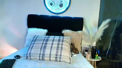 Snapshot of _lorrayne_ chatting on 05-09-26, 12:32 Lorrayne online show from 05-09-26, 12:32