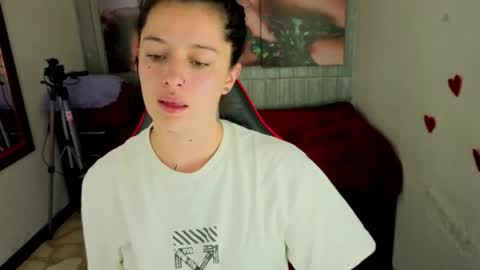 Lucia online show from 03-12-26, 09:43