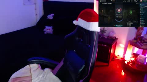 Queen.  Help me reach 100 thumbs up  online show from 12-30-24, 09:40