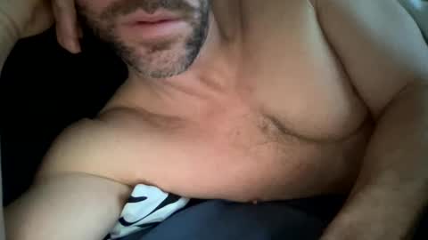 Snapshot of _lululeo_ chatting on 02-02-25, 05:04 _lululeo_ online show from 02-02-25, 05:04