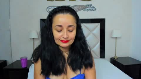  luna  sweet  online show from 01-19-25, 03:18