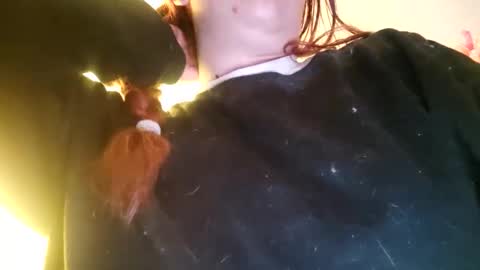 Snapshot of _lunaa__ chatting on 12-13-24, 05:49 _lunaa__ online show from 12-13-24, 05:49