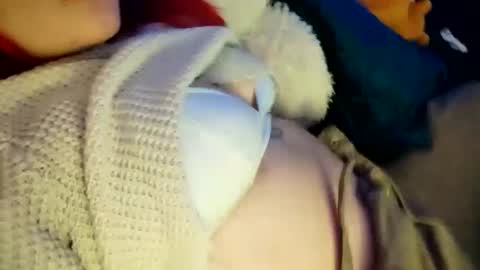 Snapshot of _lunaa__ chatting on 12-28-24, 12:47 _lunaa__ online show from 12-28-24, 12:47