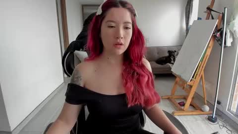 Snapshot of _lunaa__ chatting on 02-19-25, 08:41 _lunaa__ online show from 02-19-25, 08:41