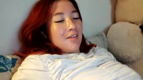 Snapshot of _lunaa__ chatting on 02-28-25, 05:15 _lunaa__ online show from 02-28-25, 05:15