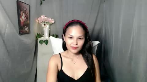Snapshot of _m1ssj3n chatting on 11-17-25, 05:35 _m1ssj3n online show from 11-17-25, 05:35