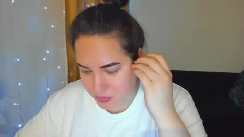 Snapshot of _madalexa_ chatting on 02-01-26, 11:25 Alexa online show from 02-01-26, 11:25