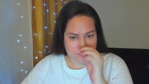 Snapshot of _madalexa_ chatting on 02-11-26, 09:42 Alexa online show from 02-11-26, 09:42