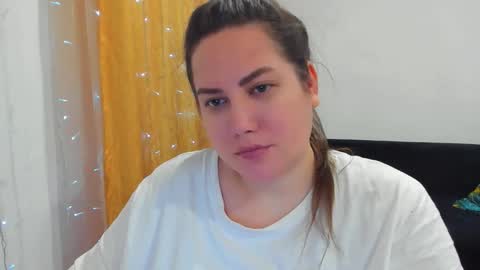 Snapshot of _madalexa_ chatting on 02-13-26, 03:30 Alexa online show from 02-13-26, 03:30