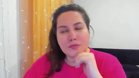 Snapshot of _madalexa_ chatting on 02-25-26, 03:05 Alexa online show from 02-25-26, 03:05