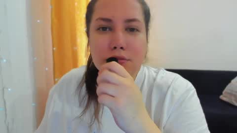 Snapshot of _madalexa_ chatting on 04-07-26, 01:55 Alexa online show from 04-07-26, 01:55