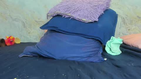 Maddy online show from 02-10-25, 02:59