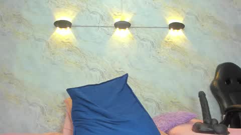 Maddy online show from 02-11-25, 12:05