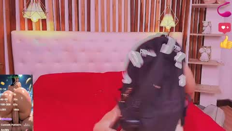 Snapshot of _malikaa_ chatting on 04-27-26, 01:09 malka online show from 04-27-26, 01:09