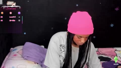 Snapshot of _marcela_22 chatting on 12-13-25, 08:14 MARCELA online show from 12-13-25, 08:14