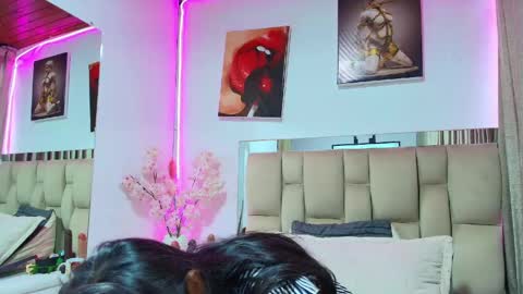 Snapshot of _marcela__ chatting on 05-11-26, 11:16 _marcela__ online show from 05-11-26, 11:16