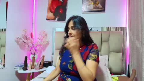 Snapshot of _marcela__ chatting on 05-12-26, 11:18 _marcela__ online show from 05-12-26, 11:18