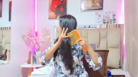 Snapshot of _marcela__ chatting on 05-24-26, 11:48 _marcela__ online show from 05-24-26, 11:48