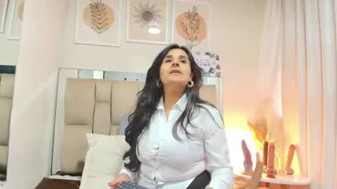 Snapshot of _marcela__ chatting on 07-22-26, 11:35 _marcela__ online show from 07-22-26, 11:35