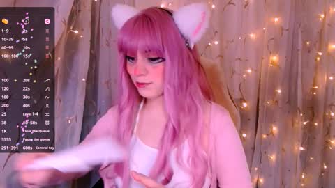 Kira online show from 10-19-25, 08:48