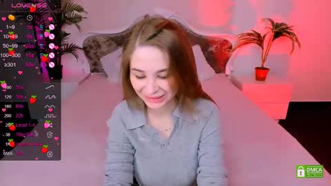 Eva  online show from 03-06-25, 07:54