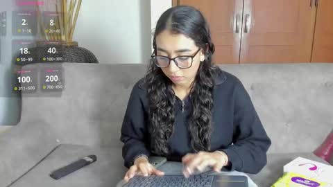 Maria online show from 09-10-25, 03:28