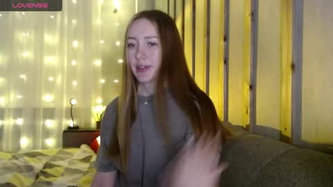 Snapshot of _marianne_ chatting on 12-26-24, 01:10 online show from 12-26-24, 01:10