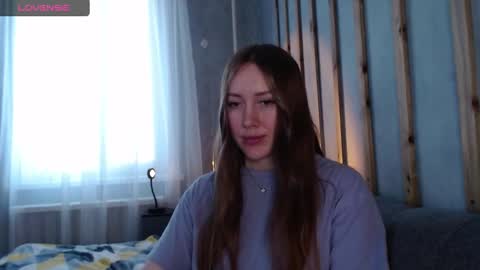 Snapshot of _marianne_ chatting on 01-24-25, 10:21 online show from 01-24-25, 10:21