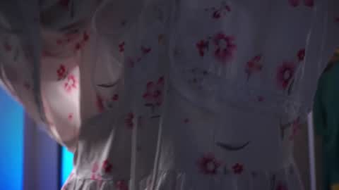  Gwen  online show from 12-13-24, 08:58