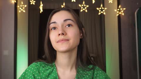  Gwen  online show from 12-14-24, 11:01