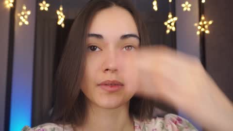  Gwen  online show from 12-24-24, 08:27