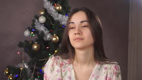  Gwen  online show from 12-24-24, 11:33