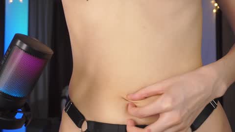  Gwen  online show from 01-20-25, 03:04