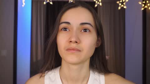  Gwen  online show from 02-04-25, 10:24