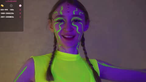  Gwen  online show from 10-05-25, 03:49